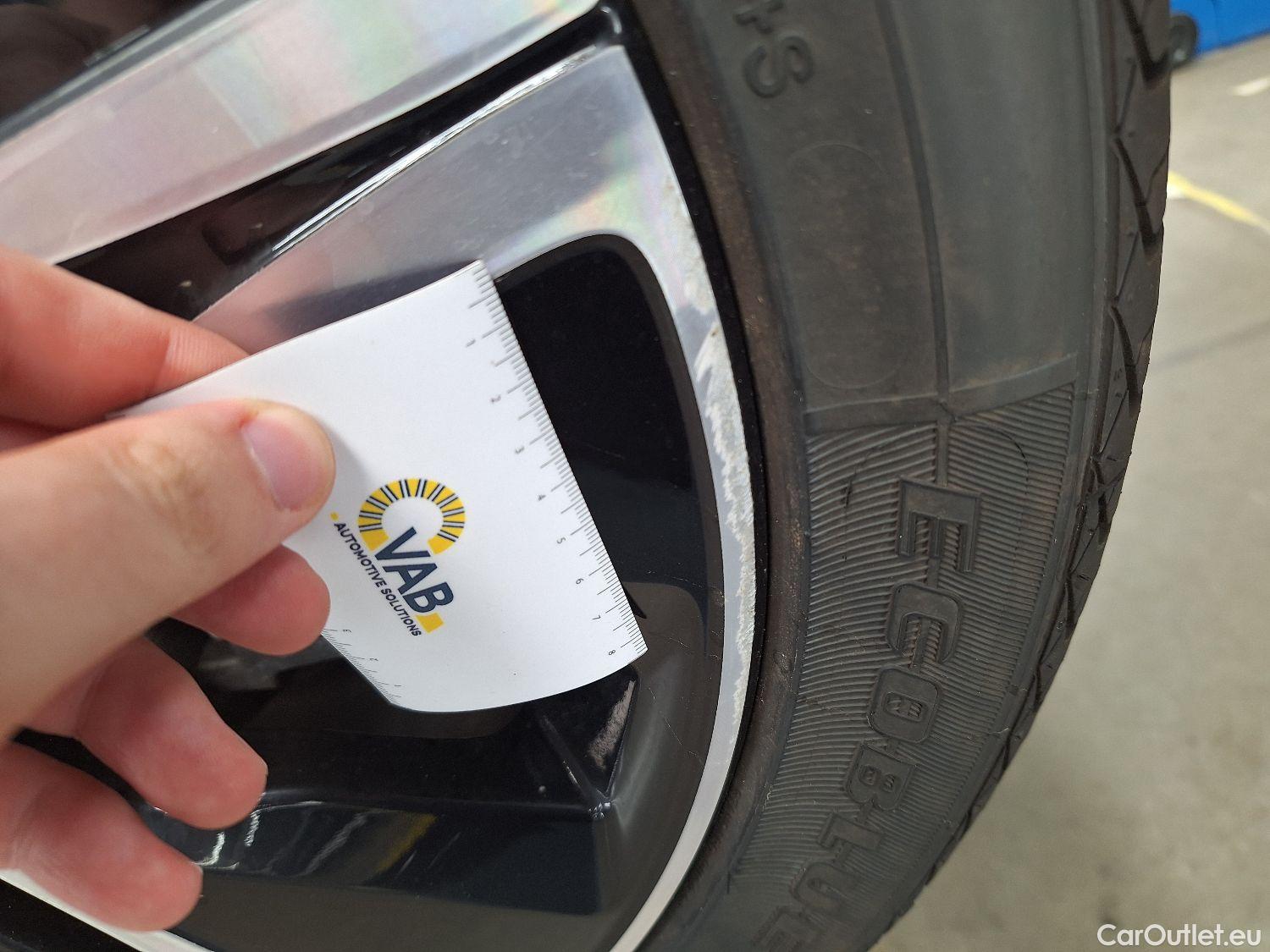  Mercedes  C-Klasse Mercedes,  FL'18, Mercedes-Benz  Berline C 300 E Business So #2
