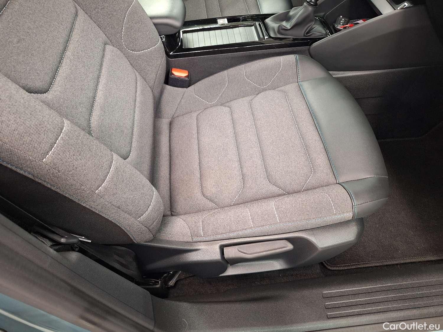  Citroen  C4 Citroën,  '20, Citroën  1.2 PureTech 130 S&S MAN6 Feel 5d #14