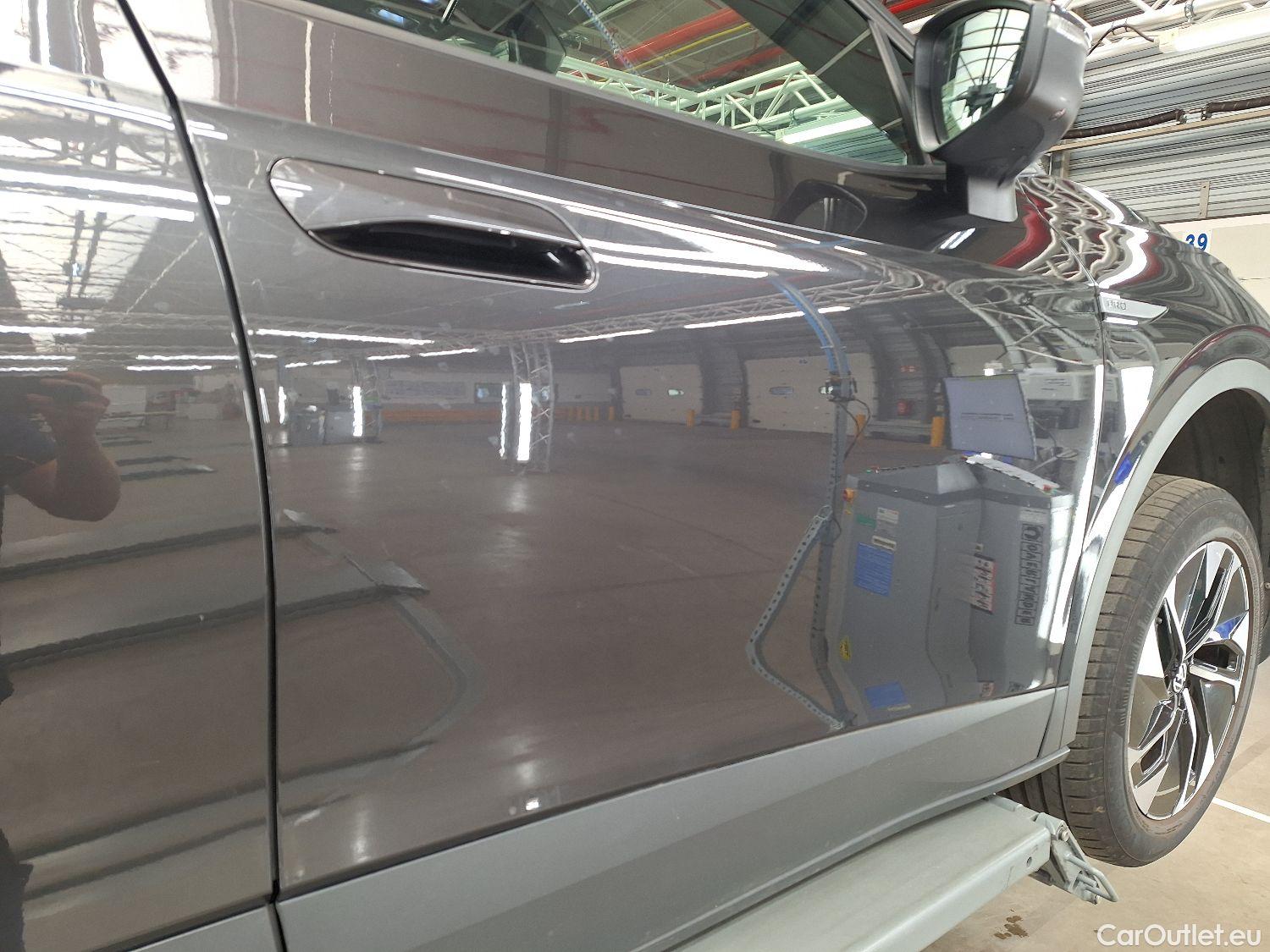  Volkswagen  ID.4 VW,  '20 BEV, Volkswagen  77kWh Pro Max 5d #18