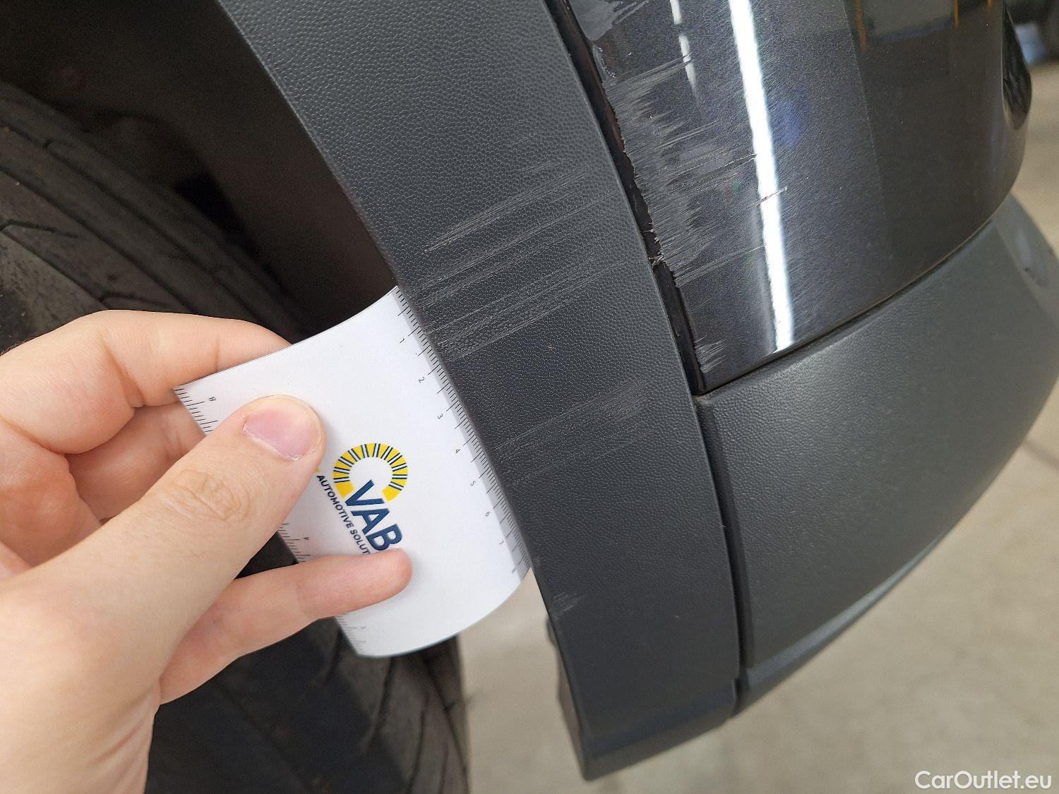  Volkswagen  ID.4 VW,  '20 BEV, Volkswagen  77kWh Pro Max 5d #17