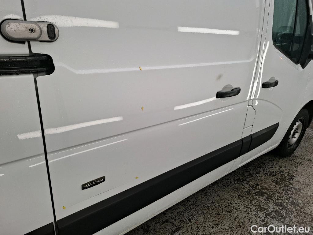  Renault  Master  III Fourgon L2H2 3 5 Confort dCi 135CV BVM6 E6dT #1
