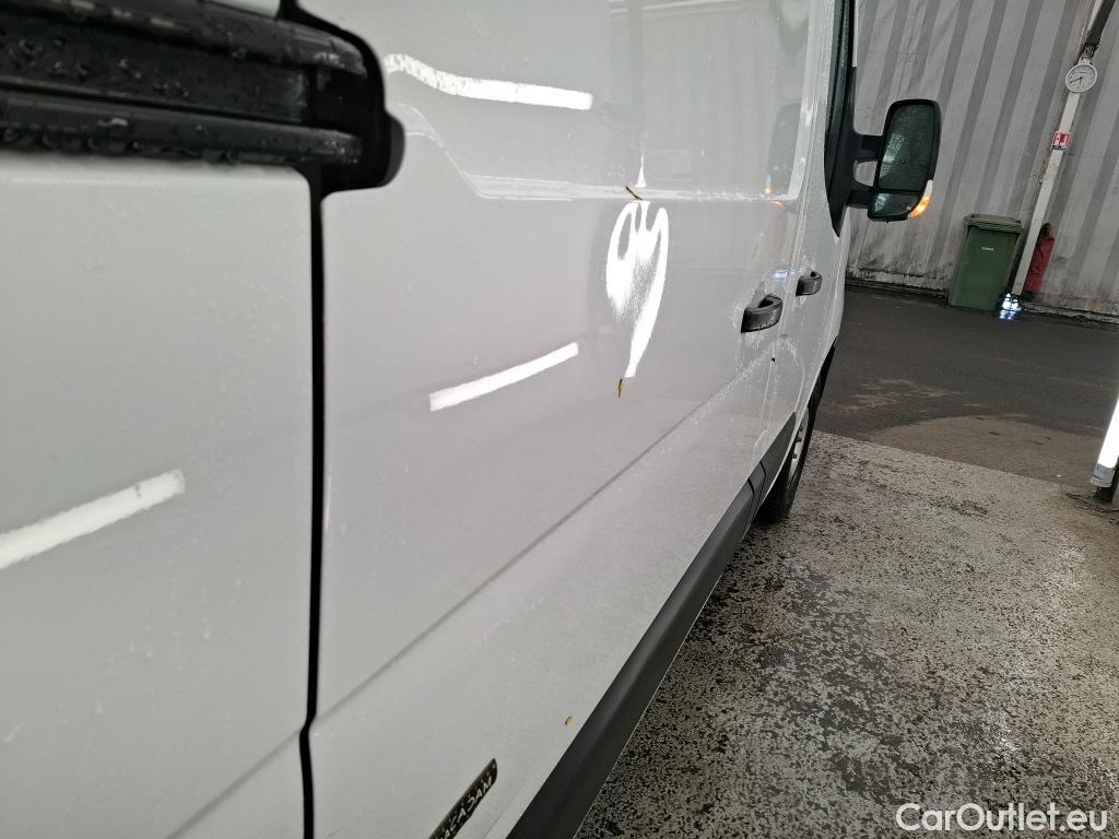  Renault  Master  III Fourgon L2H2 3 5 Confort dCi 135CV BVM6 E6dT #2
