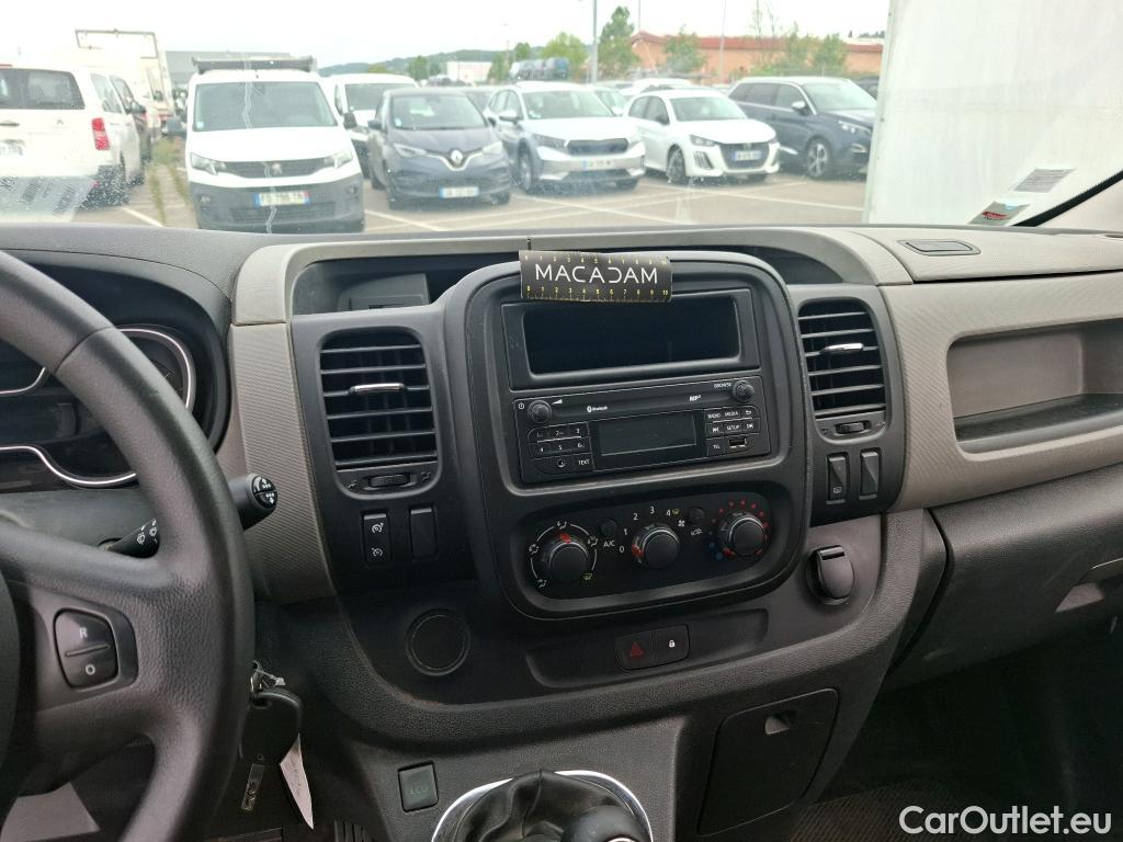  Renault  Trafic RENAULT  VU 4p Fourgon FG-GCF L1H1 1000 dCi 90 #14