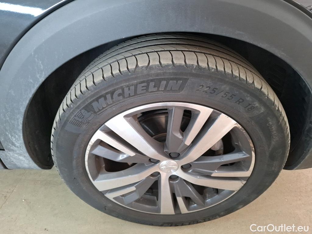  Peugeot  3008  Allure 1.5 HDi 130CV BVA8 E6d #10