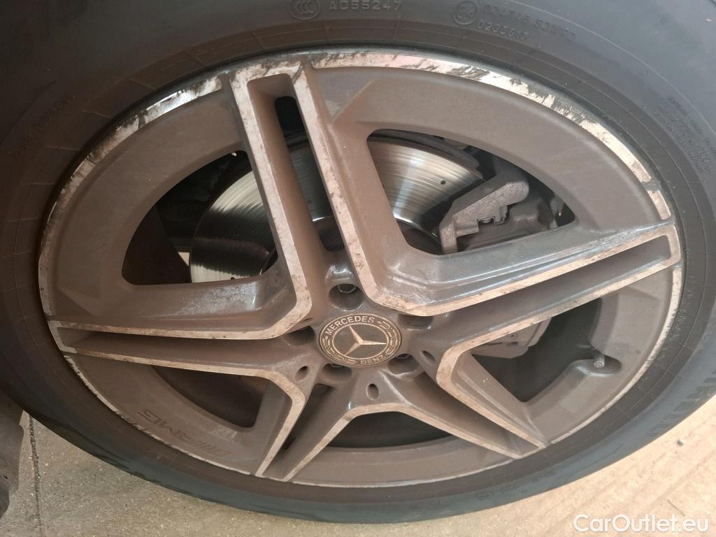  Mercedes  GLB MERCEDES-BENZ  / 2019 / 5P / SUV  200 d AMG Line #15