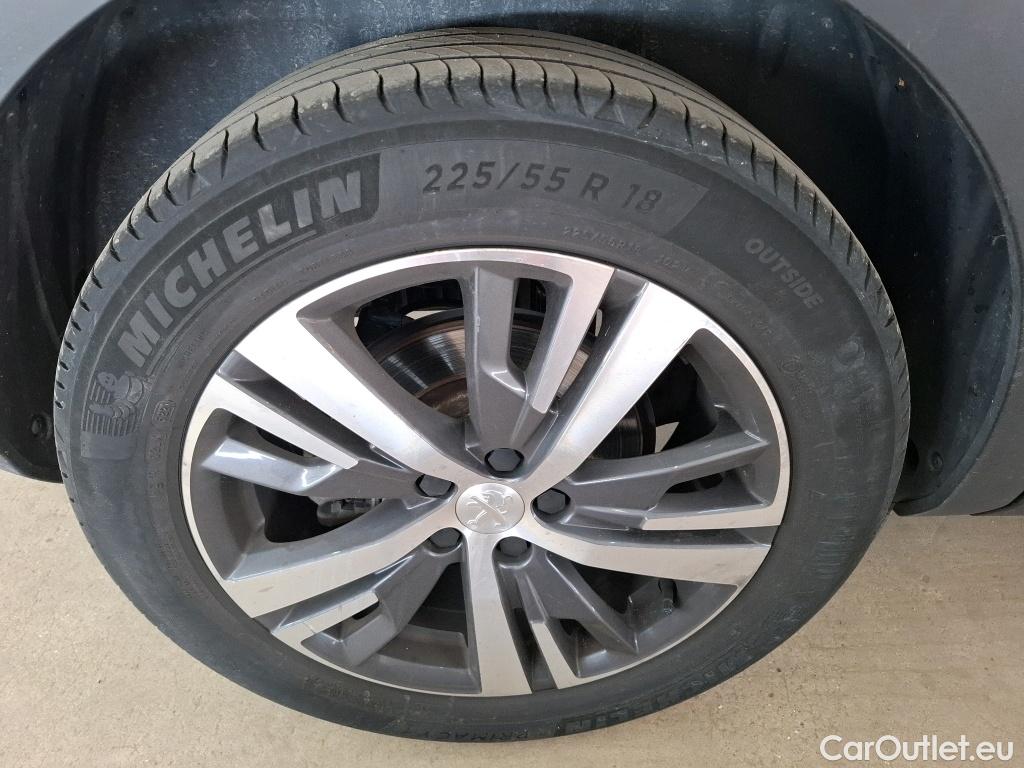  Peugeot  3008  Allure 1.5 HDi 130CV BVA8 E6d #27