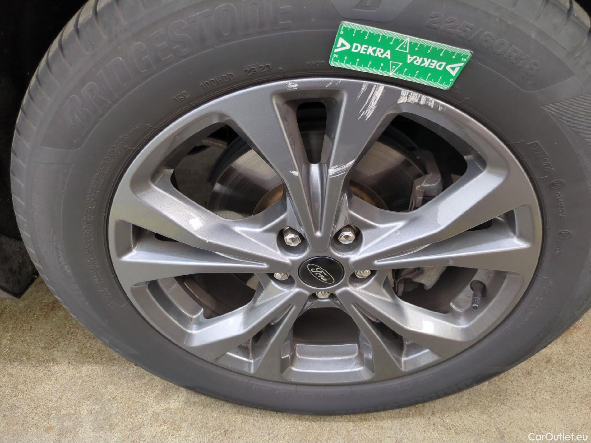  Ford  Kuga  ST-Line 1.5 EcoBlue 120CV BVA8 E6dT #3