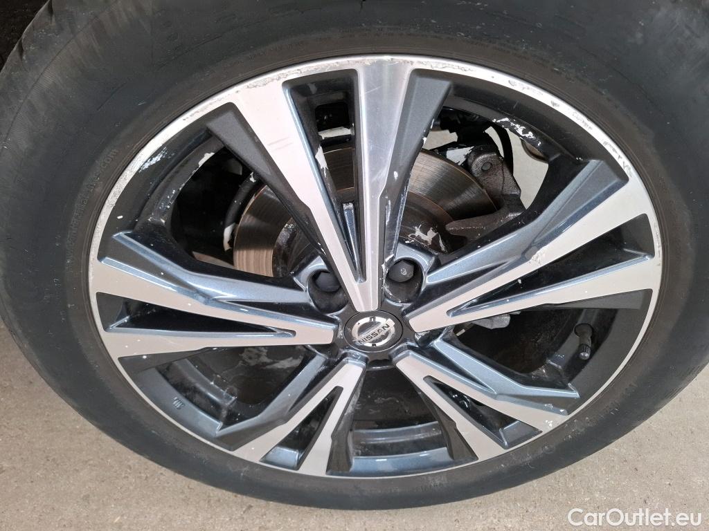  Nissan  Qashqai NISSAN  5p Crossover 1.2 DIG-T 115 Xtronic N-Connecta #76