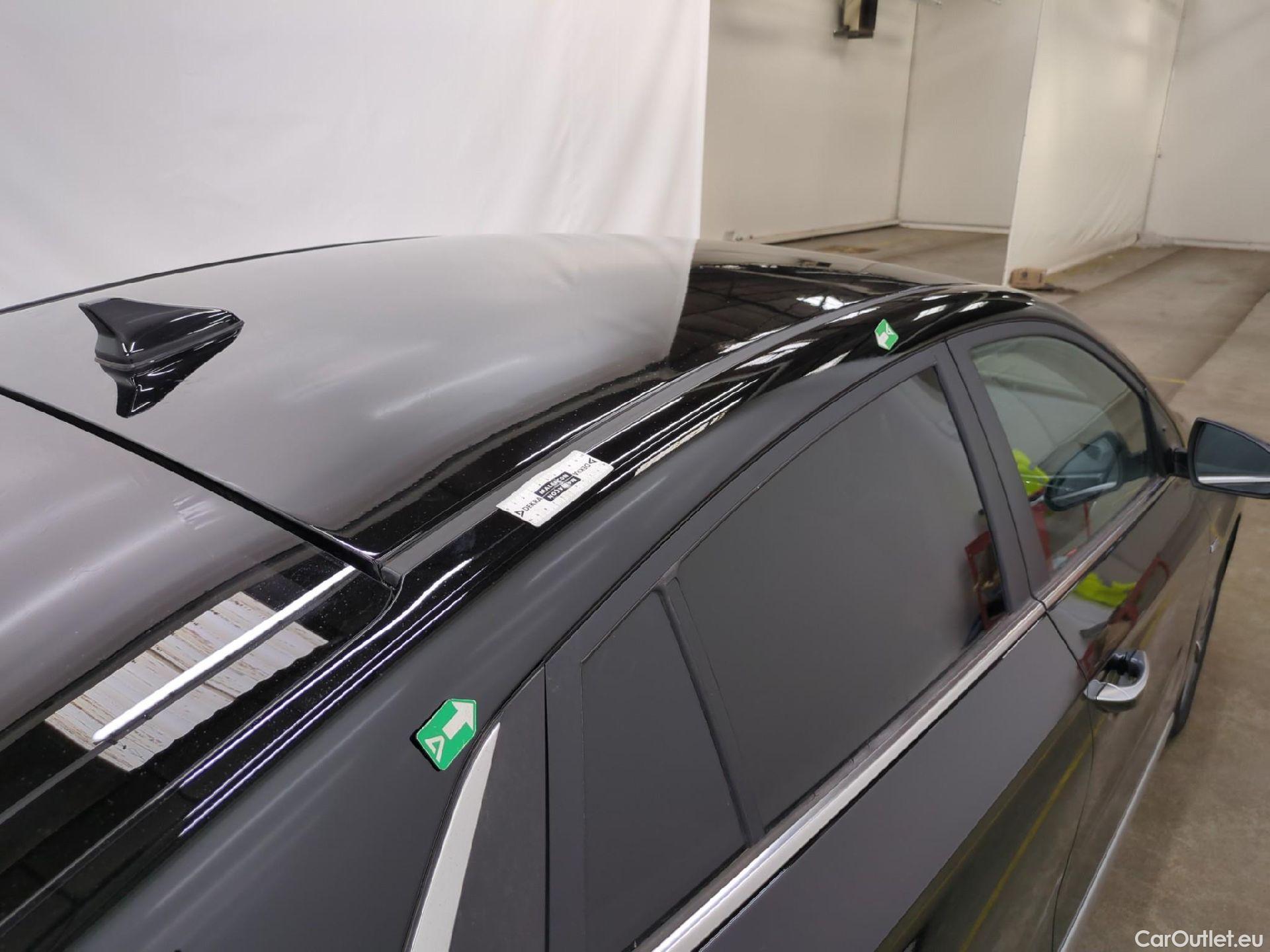  Hyundai   Ioniq HYUNDAI / 2019 / 5P / Berline plug-in hybrid Creative #6