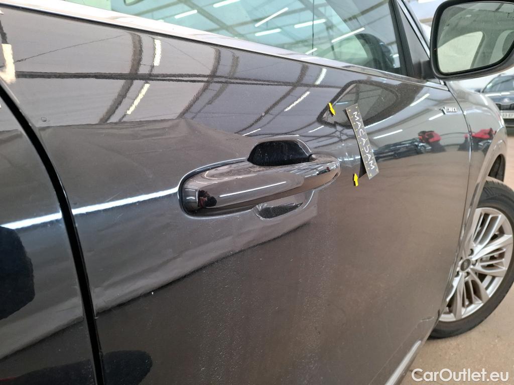  Ford  Kuga  Plug-In Hybrid Vignale 2.5 225CV BVA6 E6dT #2