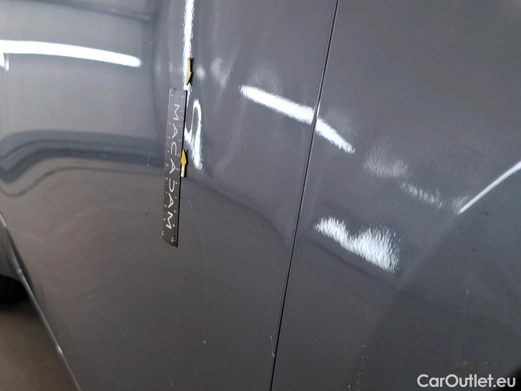  Fiat  500 FIAT  / 2020 / 3P / Berline 42kWh Icône #2