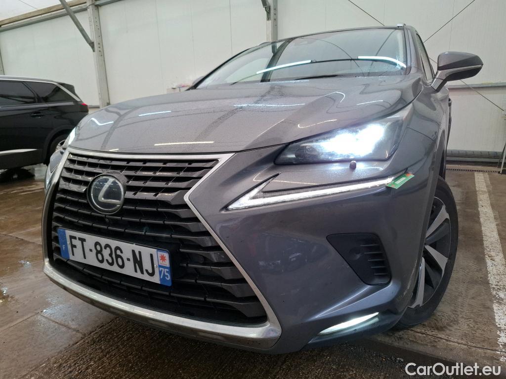  Lexus  NX LEXUS  / 2017 / 5P / SUV 2.5 300H Executive 2WD AUTO #13