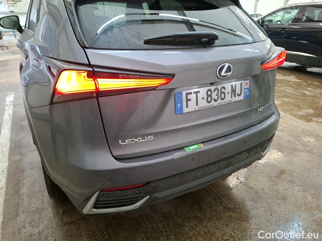  Lexus  NX LEXUS  / 2017 / 5P / SUV 2.5 300H Executive 2WD AUTO #1