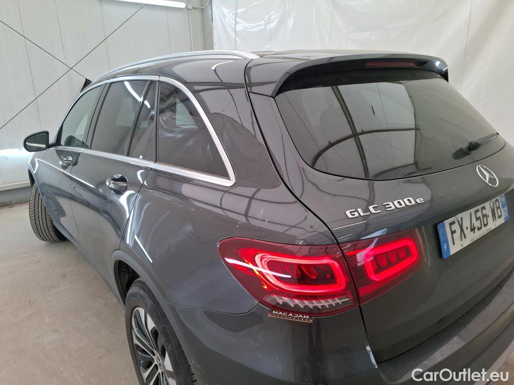  Mercedes  G-Klasee MERCEDES-BENZ GLC / 2019 / 5P / SUV GLC 300 e Business Line 4Matic #21