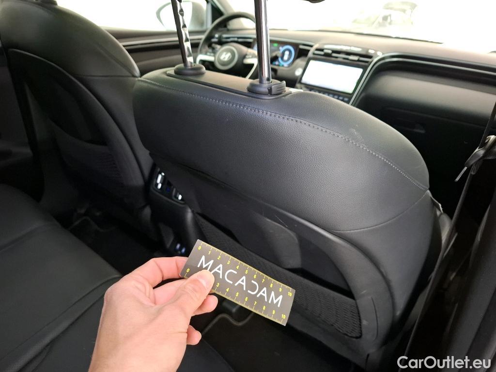 Hyundai  Tucson HYUNDAI  / 2020 / 5P / SUV 1.6 HYBRID 230 EXECUTIVE #26
