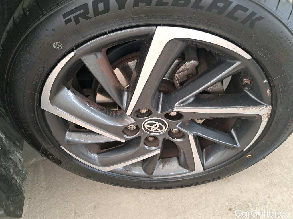  Toyota  C-HR TOYOTA  / 2016 / 5P / SUV 2.0 HYBRIDE 184 GRAPHIC #38