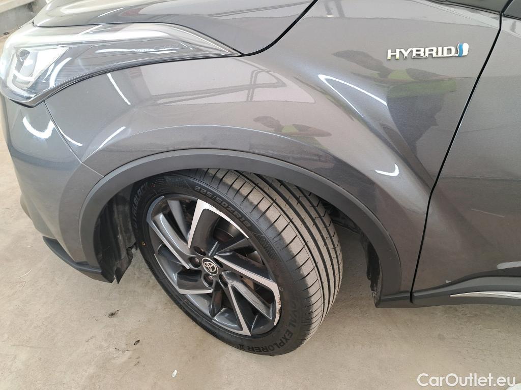  Toyota  C-HR TOYOTA  / 2016 / 5P / SUV 2.0 HYBRIDE 184 GRAPHIC #32