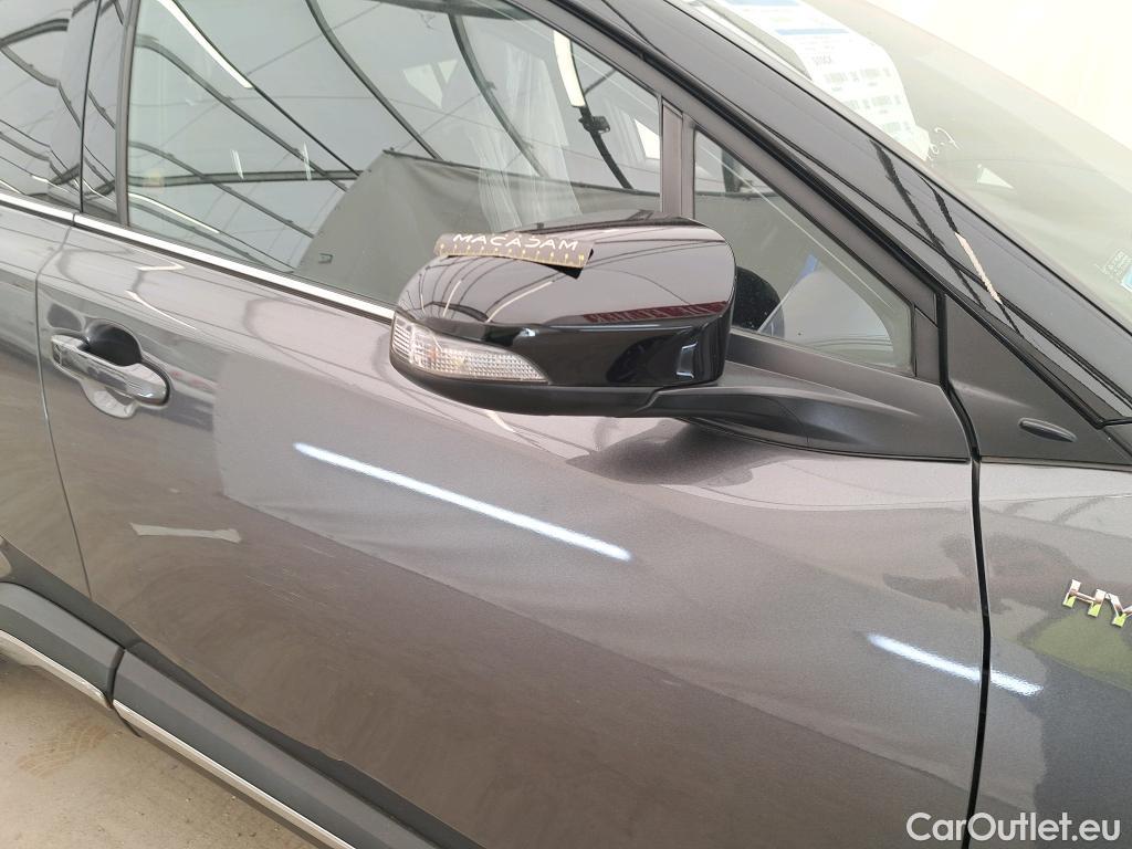  Toyota  C-HR TOYOTA  / 2016 / 5P / SUV 2.0 HYBRIDE 184 GRAPHIC #58