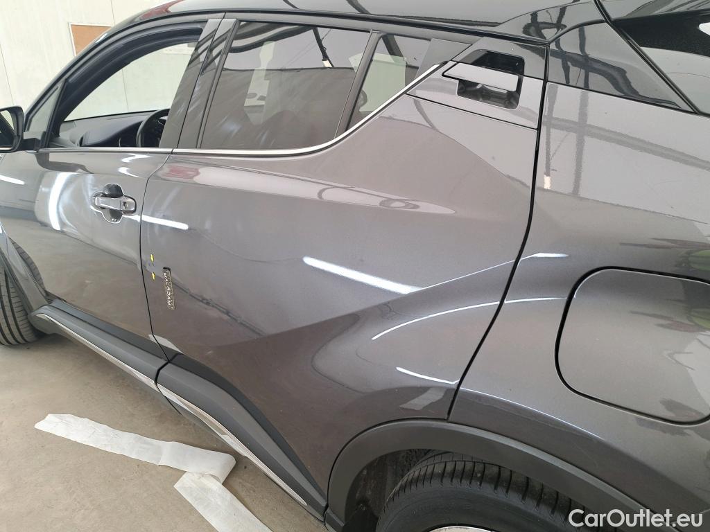  Toyota  C-HR TOYOTA  / 2016 / 5P / SUV 2.0 HYBRIDE 184 GRAPHIC #10