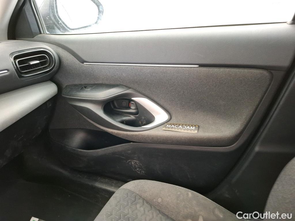  Toyota  Yaris Cross TOYOTA  Hybride / 2021 / 5P / SUV 1.5 HYBRID 116H DYNAMIC BUSINESS BEYOND #49