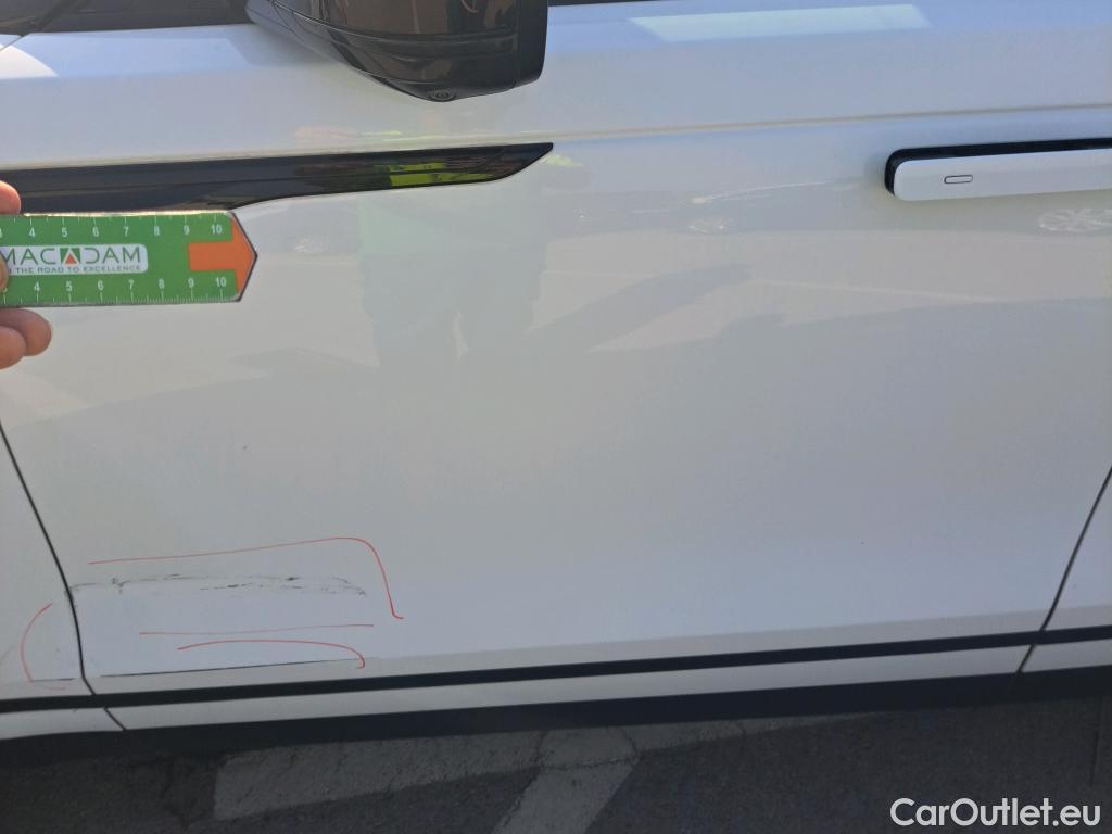  Land Rover  Range Rover LAND ROVER  Velar / 2017 / 5P / todoterreno 2.0D I4 150kW (204CV) S 4WD Auto #1