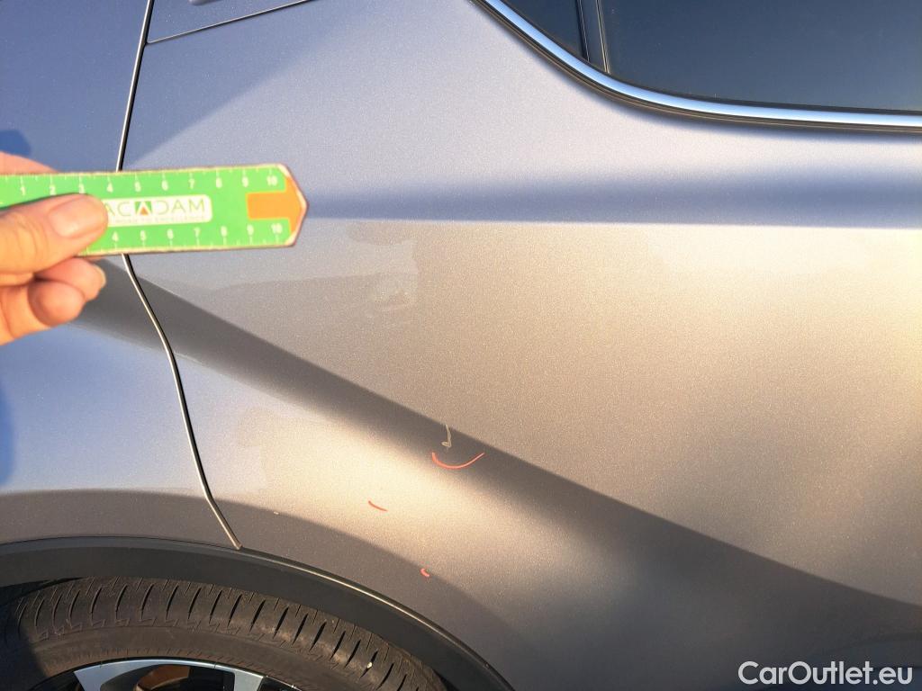  Toyota  C-HR TOYOTA  / 2019 / 5P / todoterreno 2.0 180H GR Sport #17