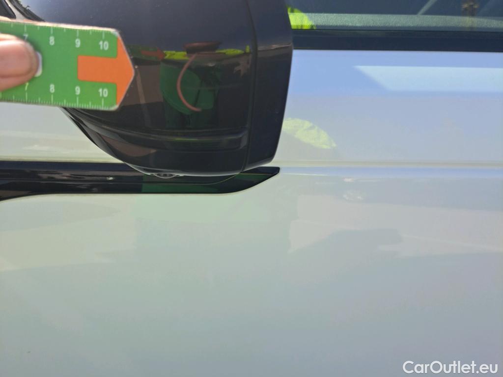  Land Rover  Range Rover LAND ROVER  Velar / 2017 / 5P / todoterreno 2.0D I4 150kW (204CV) S 4WD Auto #17