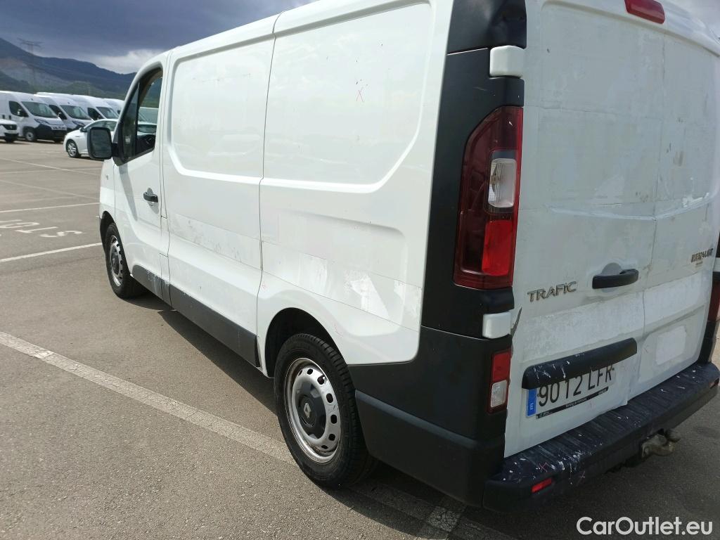  Renault  Trafic RENAULT  / 2019 / 4P / furgón Furgón 27 L1H1 Energy BluedCi 88 kW (AC) #29