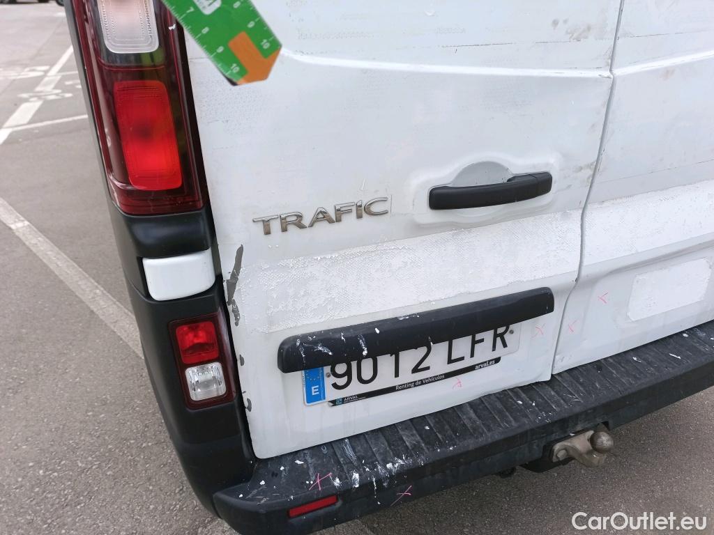  Renault  Trafic RENAULT  / 2019 / 4P / furgón Furgón 27 L1H1 Energy BluedCi 88 kW (AC) #7