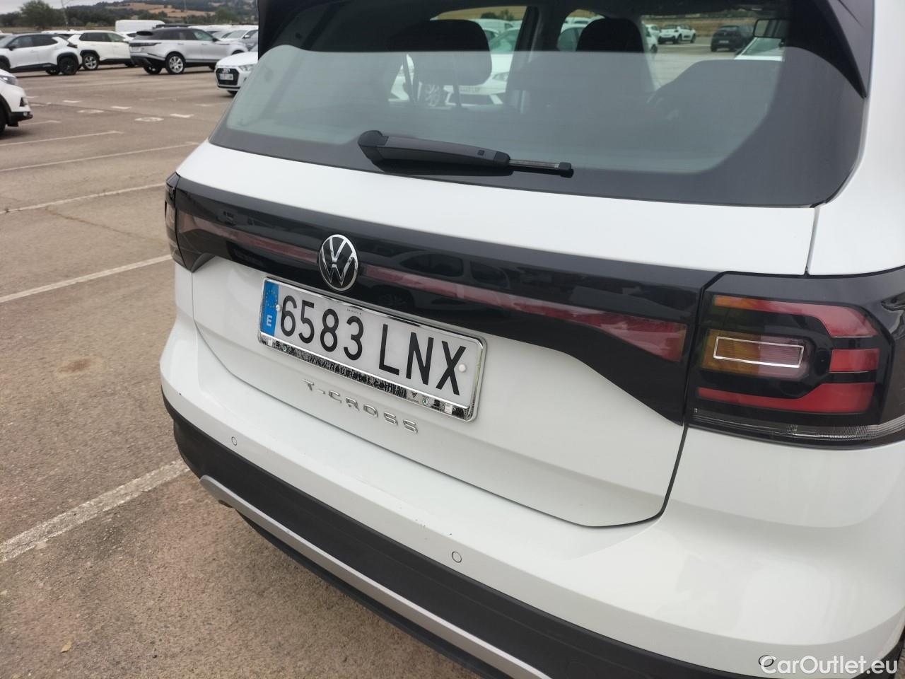  Volkswagen  T-CROSS  Advance 1.0 TSI 110CV AT7 E6d #40