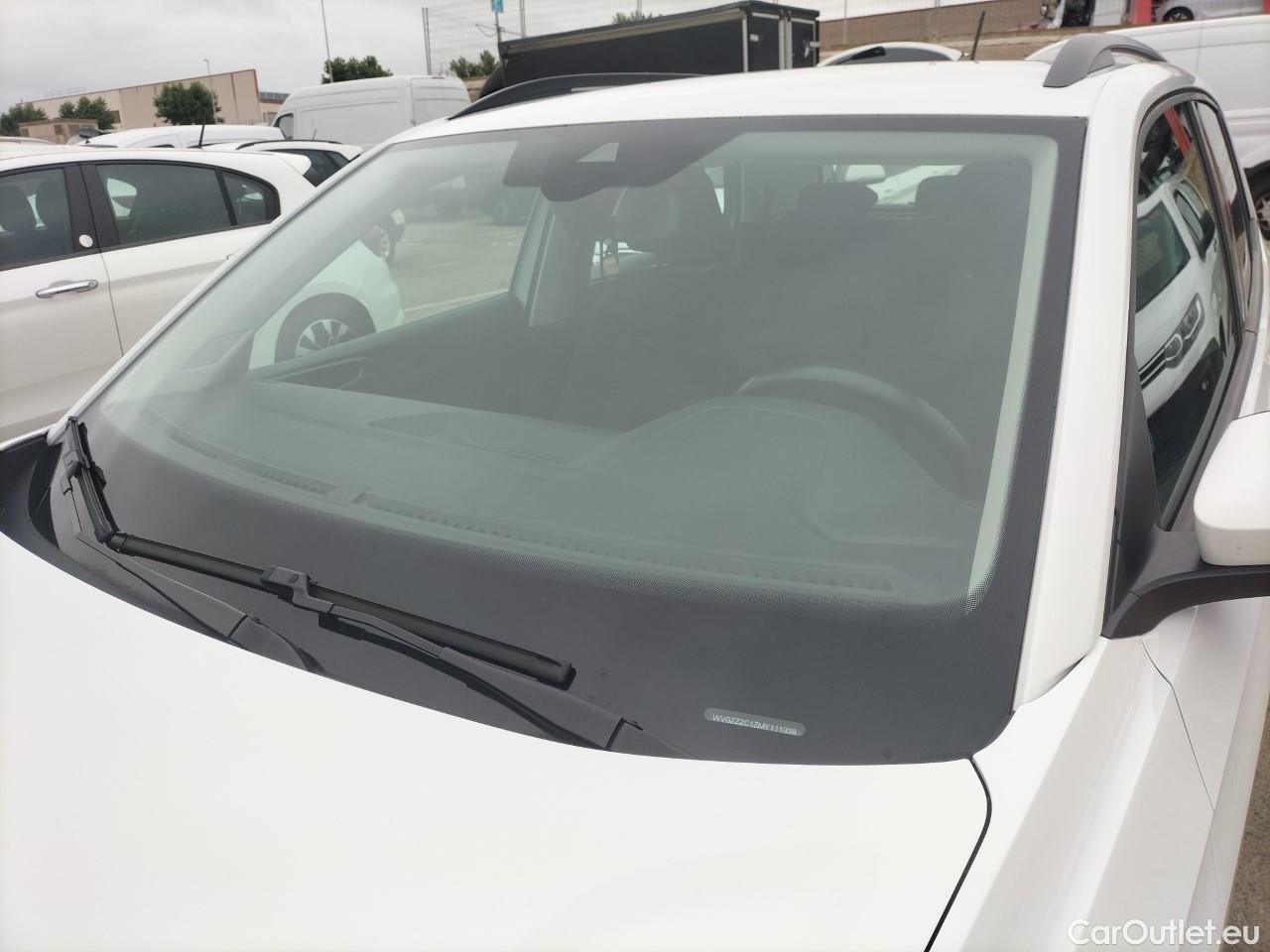  Volkswagen  T-CROSS  Advance 1.0 TSI 110CV AT7 E6d #12