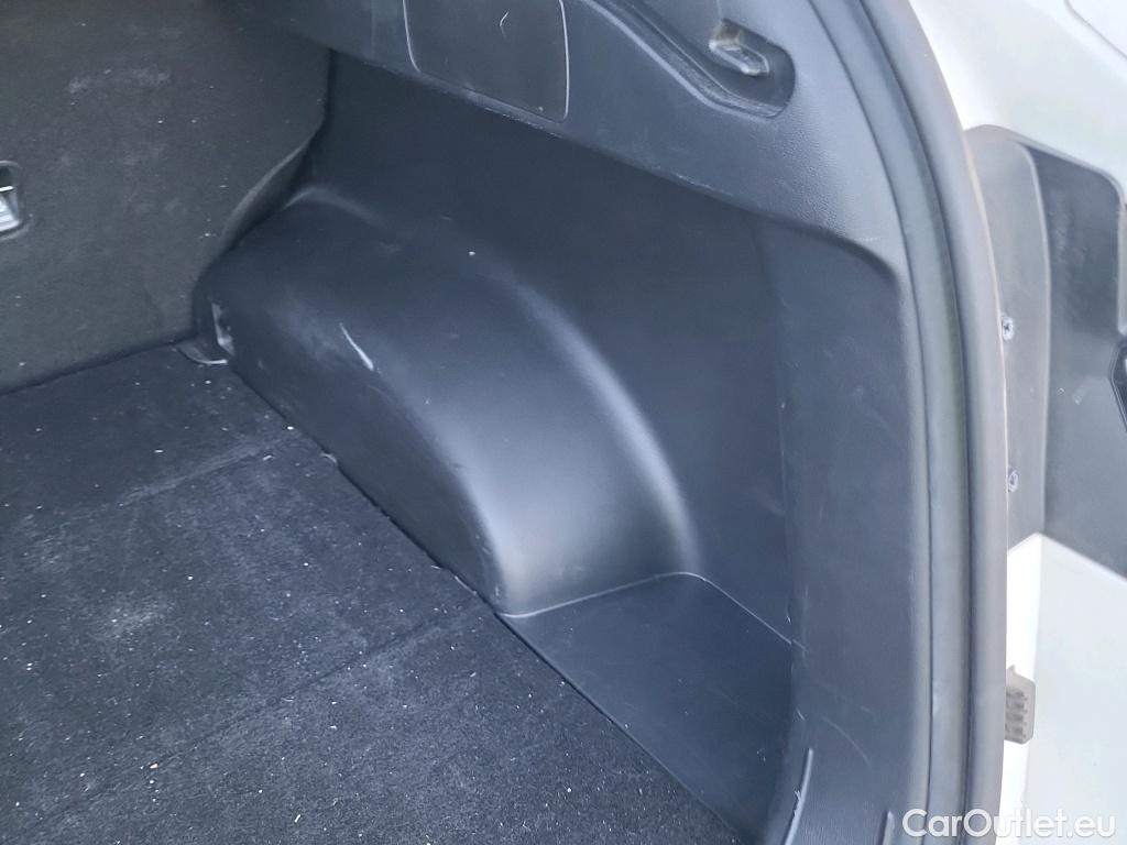  Hyundai  Tucson HYUNDAI  / 2020 / 5P / todoterreno 1.6 CRDI 100kW (136CV) 48V Maxx DCT #9