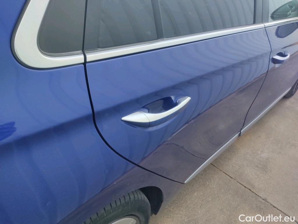  Hyundai   Ioniq HYUNDAI / 2019 / 5P / berlina con portón 1.6 GDI HEV Tecno DT #16