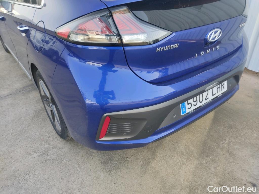  Hyundai   Ioniq HYUNDAI / 2019 / 5P / berlina con portón 1.6 GDI HEV Tecno DT #1