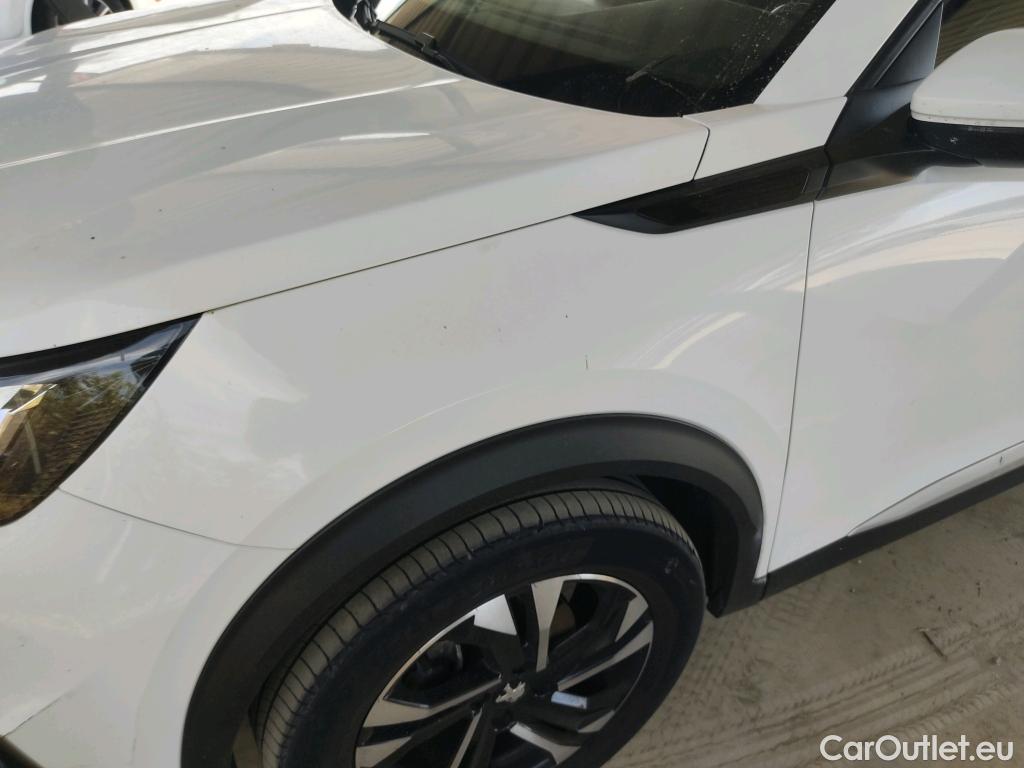  Peugeot  2008  Allure Pack 1.2 PureTech 130CV AT8 E6d #22