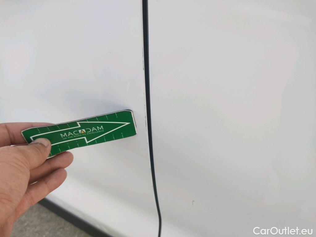  Opel  Vivaro OPEL  / 2019 / 4P / combi 1.5 Diésel 88kW (120CV) L Std Express #17