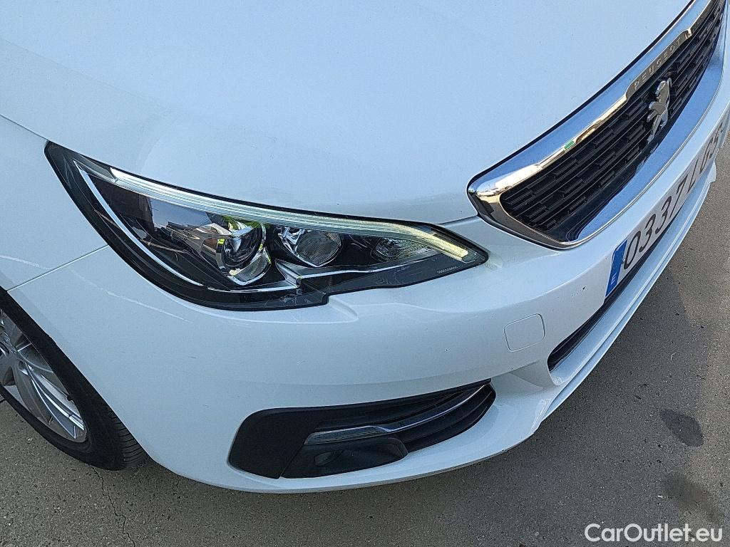  Peugeot  308  Style 1.5 HDi 100CV MT6 E6dT #15