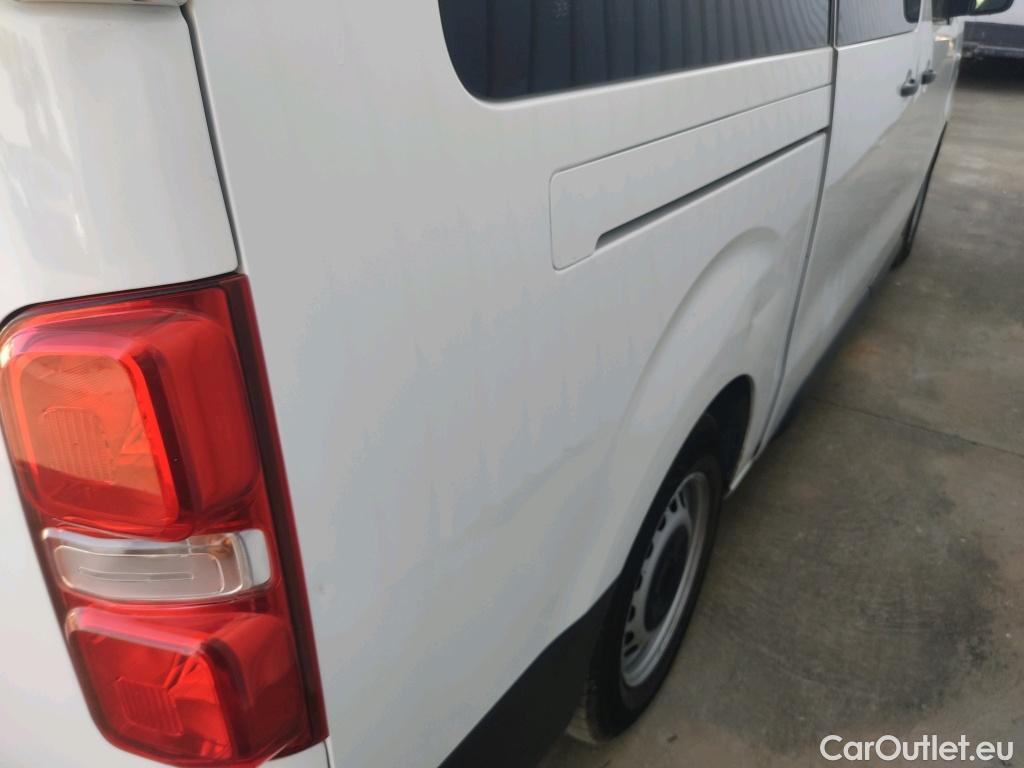  Opel  Vivaro OPEL  / 2019 / 4P / combi 1.5 Diésel 88kW (120CV) L Std Express #13