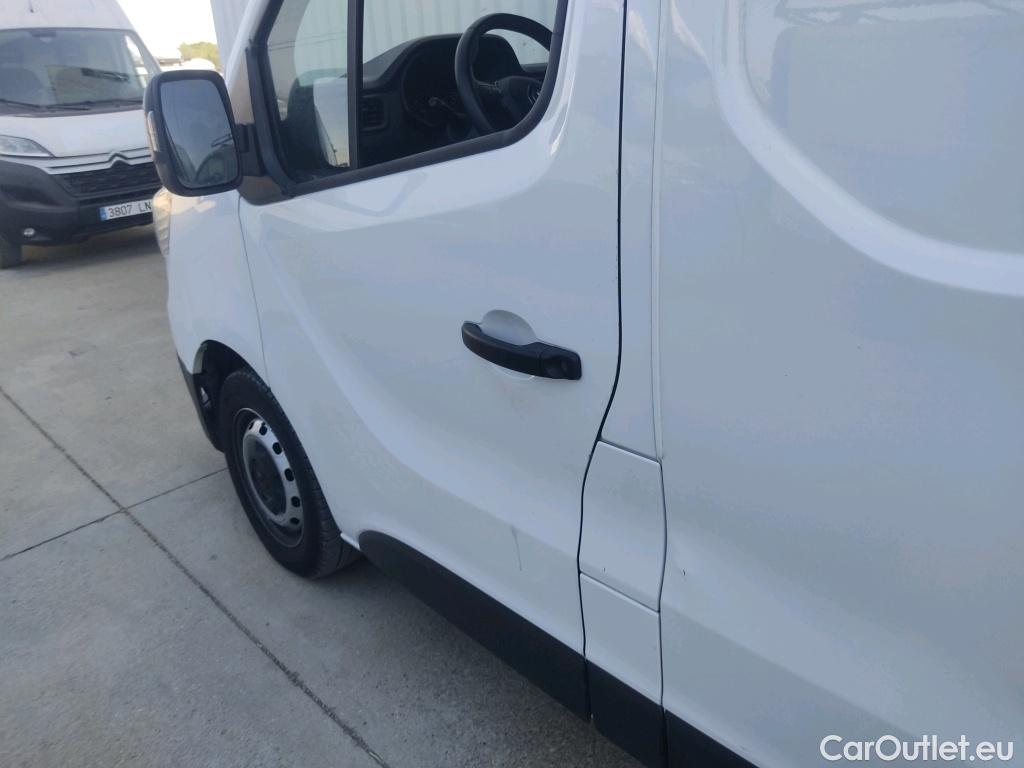  Renault  Trafic RENAULT  / 2021 / 4P / furgón Furgón L2H1 Blue dCi 96 Kw (130 CV) CUA #41