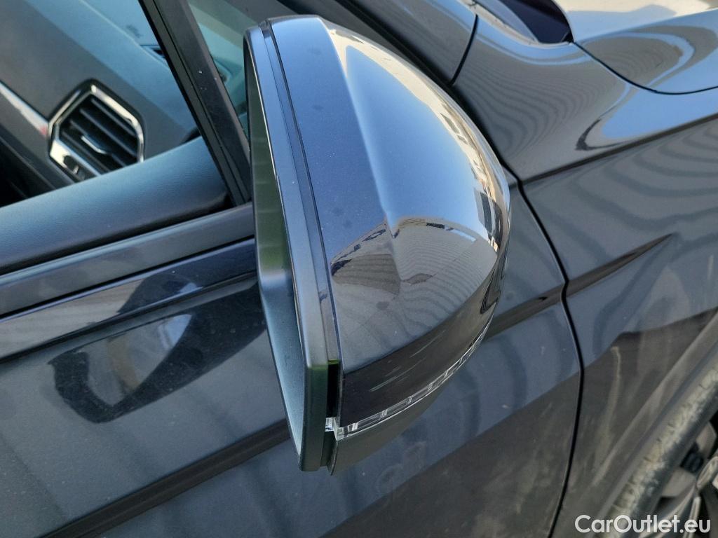  Volkswagen  Tiguan  Life 2.0 TDI 150CV AT7 E6d #11