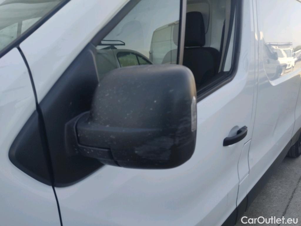  Renault  Trafic RENAULT  / 2021 / 4P / furgón Furgón L2H1 Blue dCi 96 Kw (130 CV) CUA #46