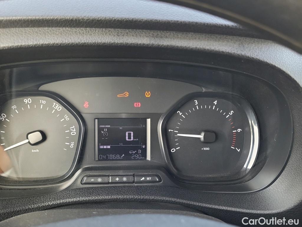  Peugeot  Expert PEUGEOT  / 2016 / 4P / combi Combi BlueHDi 120 S&S Standard #39