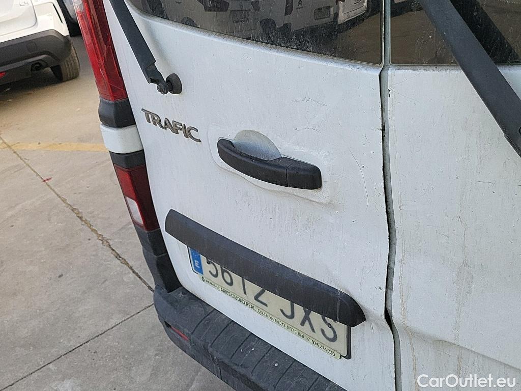  Renault  Trafic  III Combi Combi 9 L1H1 2 8t (8/9 plazas) 1.6 dCi 125CV MT6 E6 #11