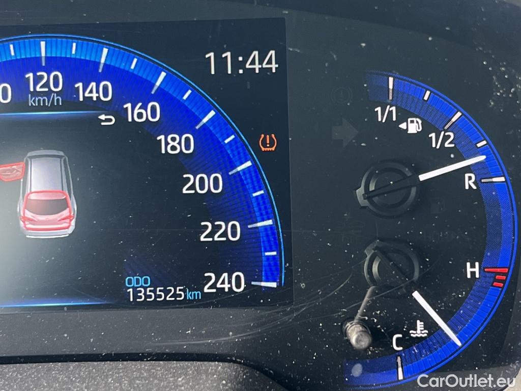  Toyota  Corolla TOYOTA  / 2019 / 5P / familiar 1.8 125H ACTIVE TECH E-CVT TOU SPORT #26