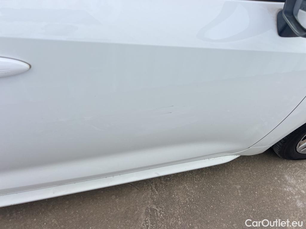  Toyota  Corolla TOYOTA  / 2019 / 5P / familiar 1.8 125H ACTIVE TECH E-CVT TOU SPORT #9
