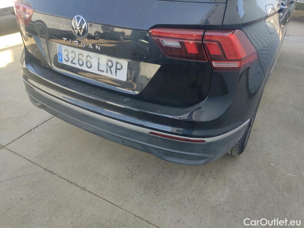 Volkswagen  Tiguan  Life 2.0 TDI 150CV AT7 E6d #17