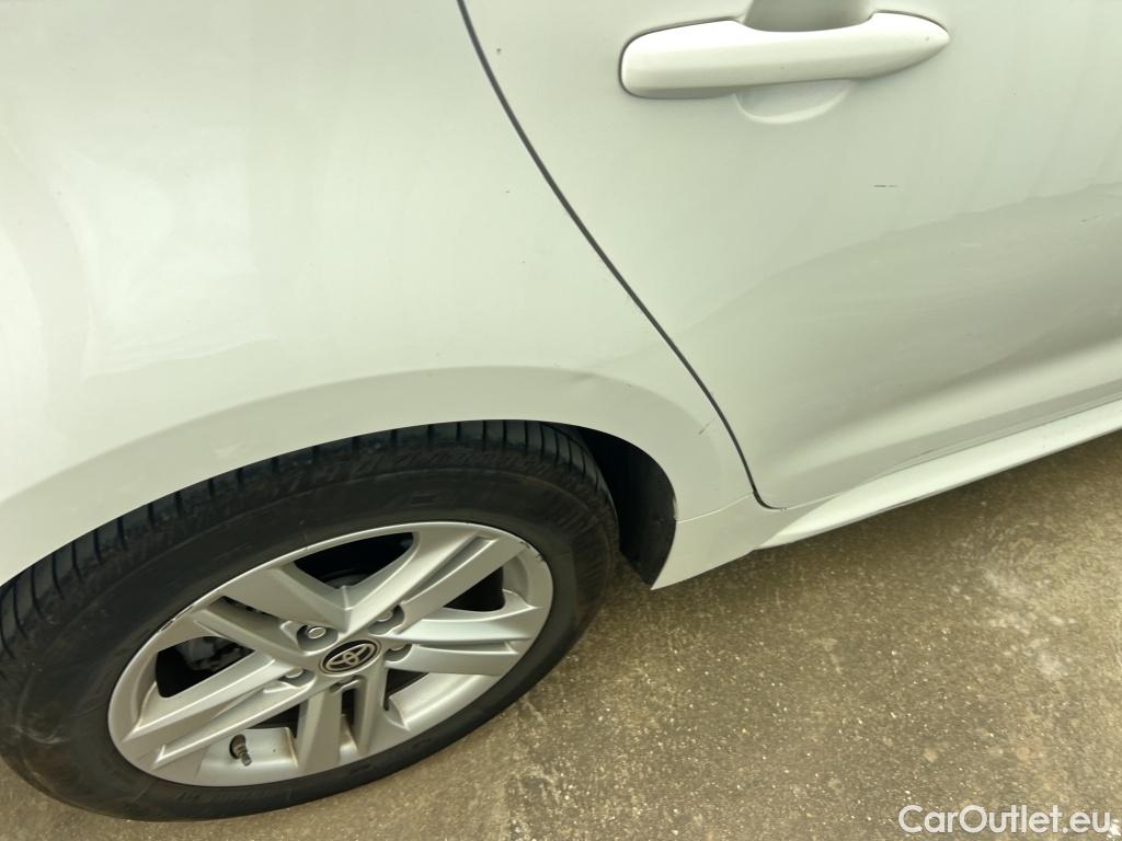  Toyota  Corolla TOYOTA  / 2019 / 5P / familiar 1.8 125H ACTIVE TECH E-CVT TOU SPORT #5