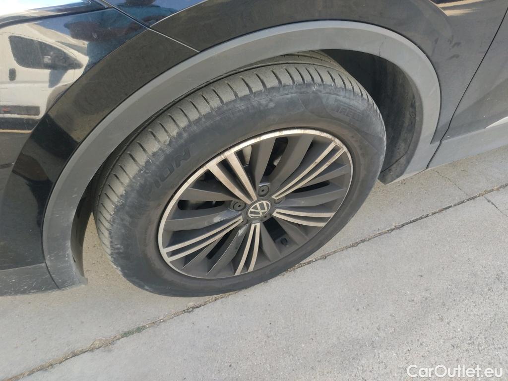  Volkswagen  Tiguan  Life 2.0 TDI 150CV AT7 E6d #1