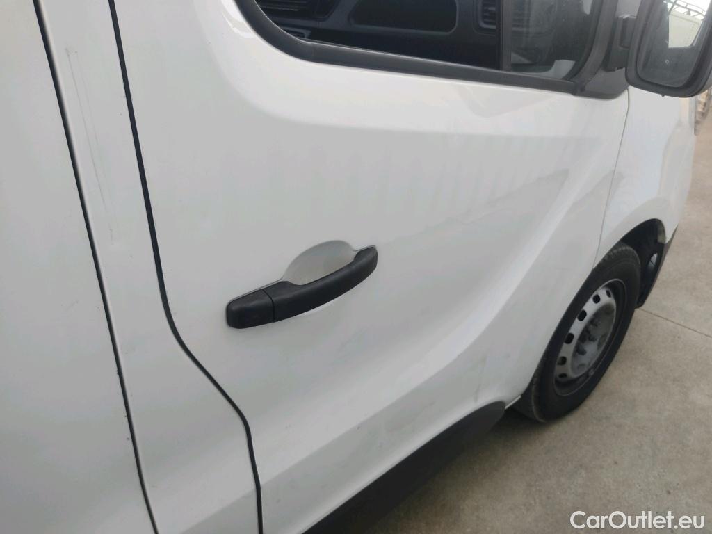  Renault  Trafic RENAULT  / 2021 / 4P / furgón Furgón L2H1 Blue dCi 96 Kw (130 CV) CUA #44