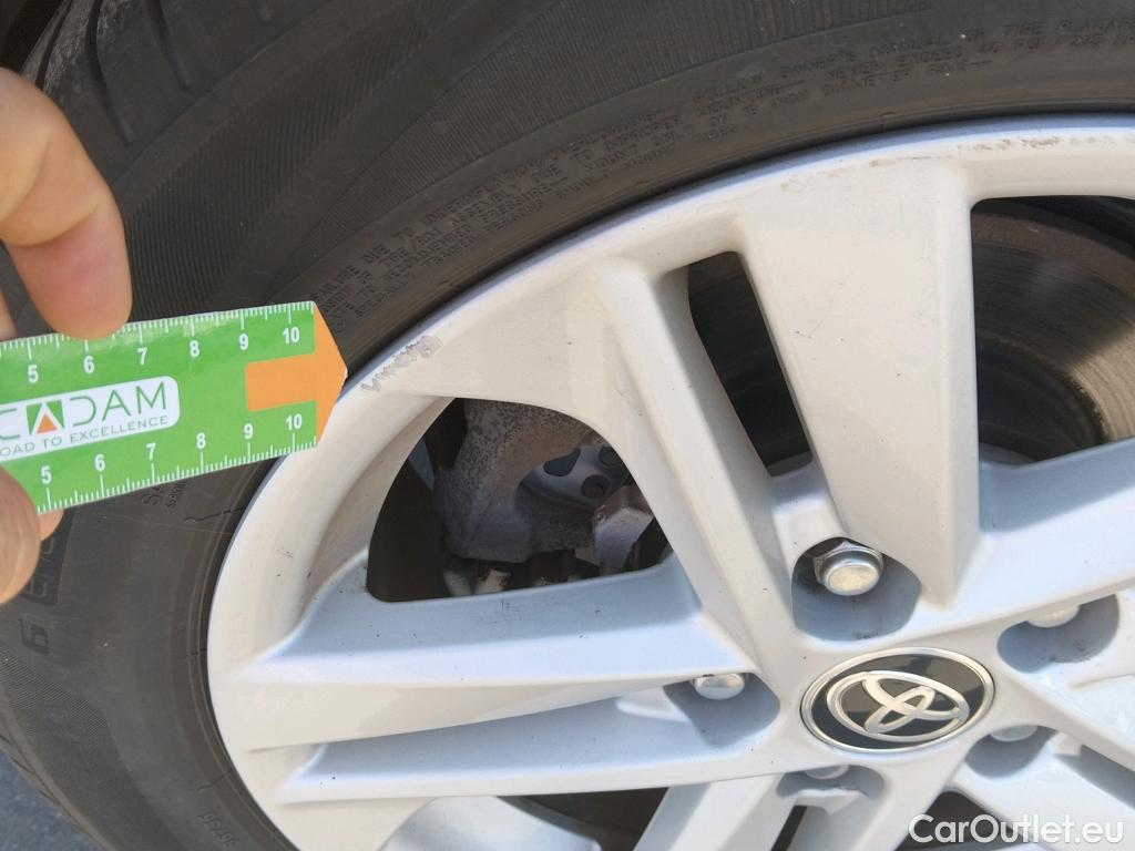  Toyota  Corolla TOYOTA  1.8 125H ACTIVE TECH E-CVT #34